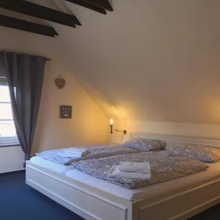 Die Kaisermuhle 3*